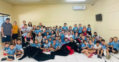 Secretaria Municipal de Saúde deu continuidade nesta quinta-feira (04), as visitas na escola municipal E.E.B.M João Moro